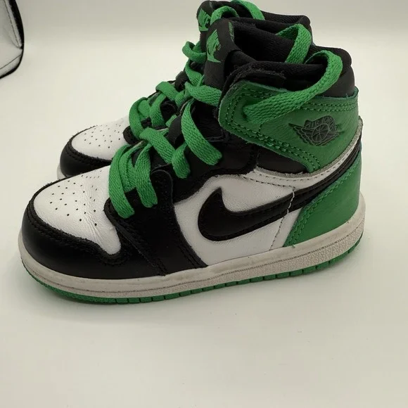 Jordan Kids Sneakers Black, White, and Green - Picture 4 of 15